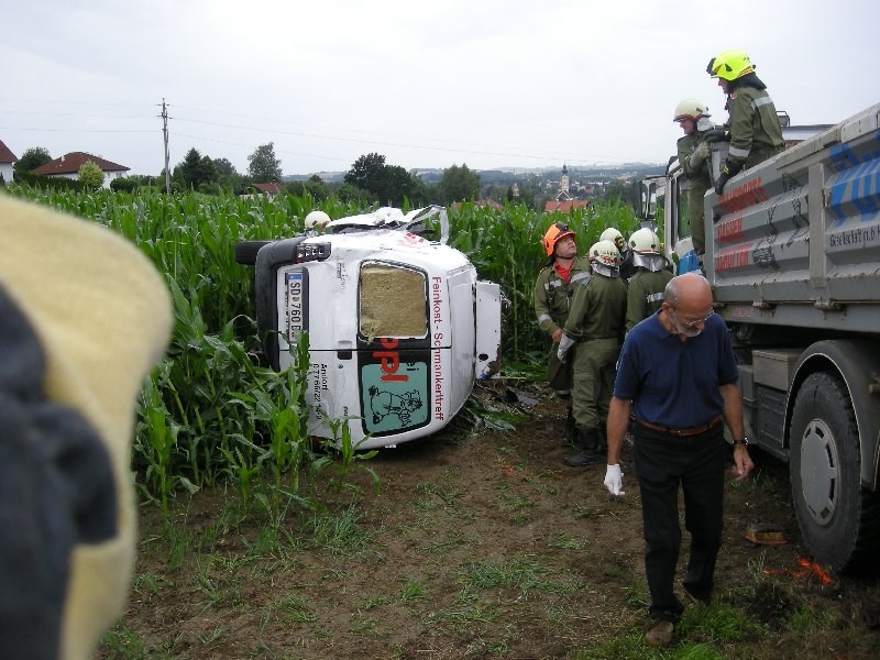 Verkehrsunfall 003.jpg